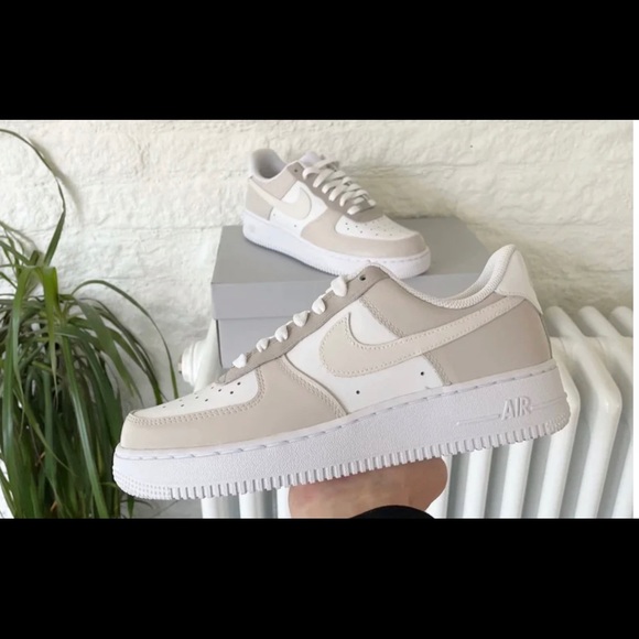 Nike Air Force 1 Beige Latte - Picture 1 of 2